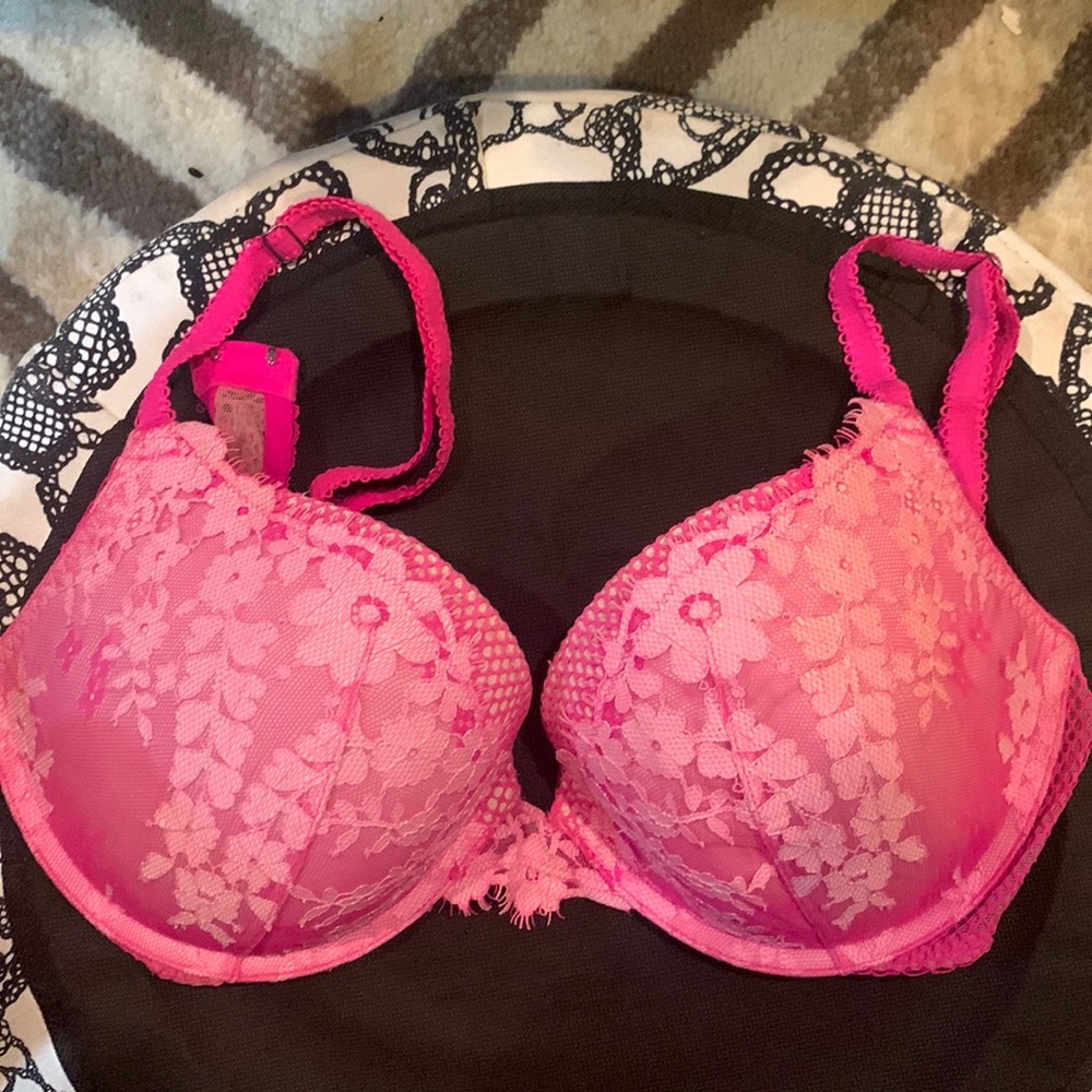 Victoria secret dream angel push up padded bra size 36D worn
